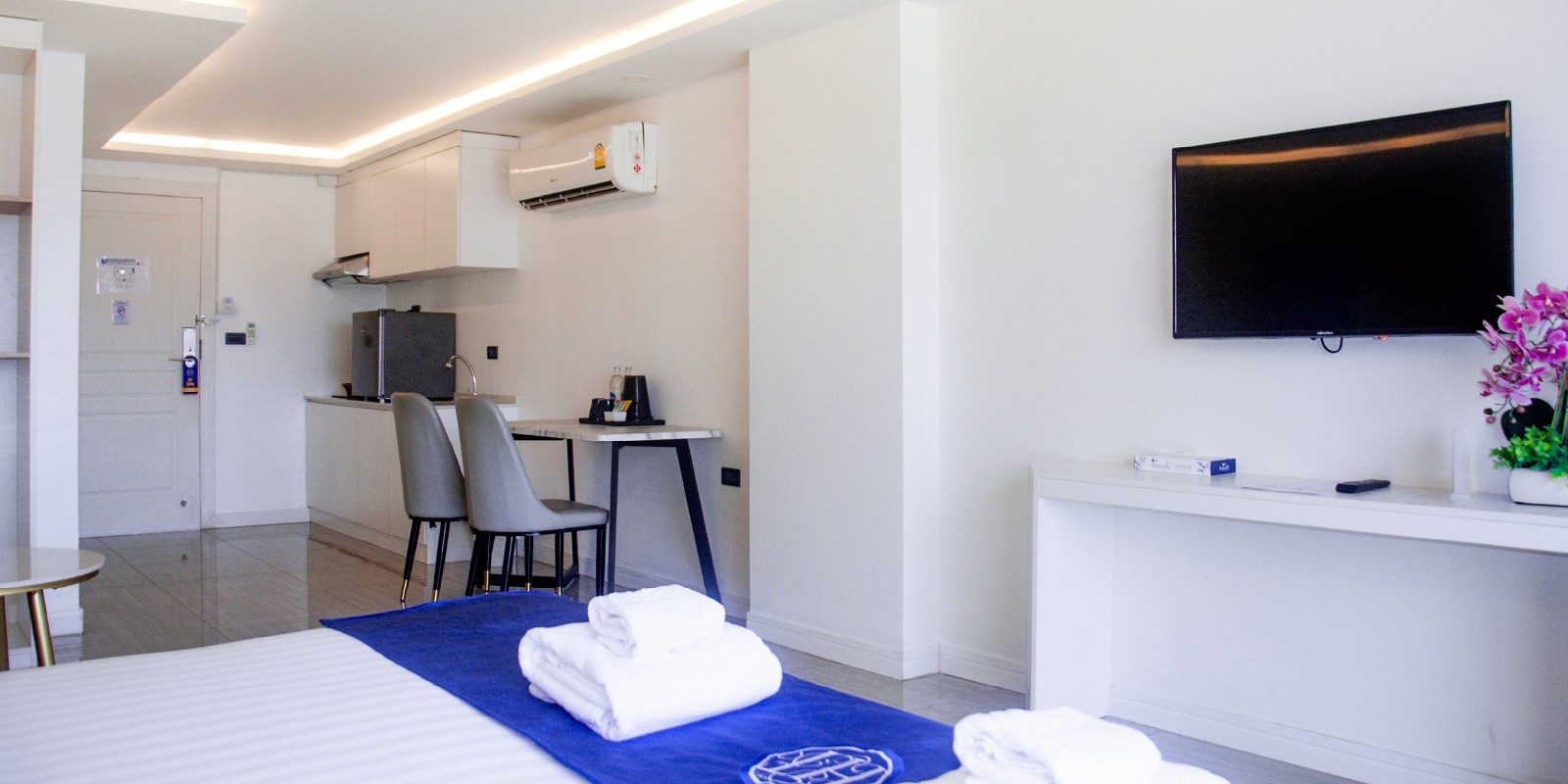 Deluxe Double/Twin Room