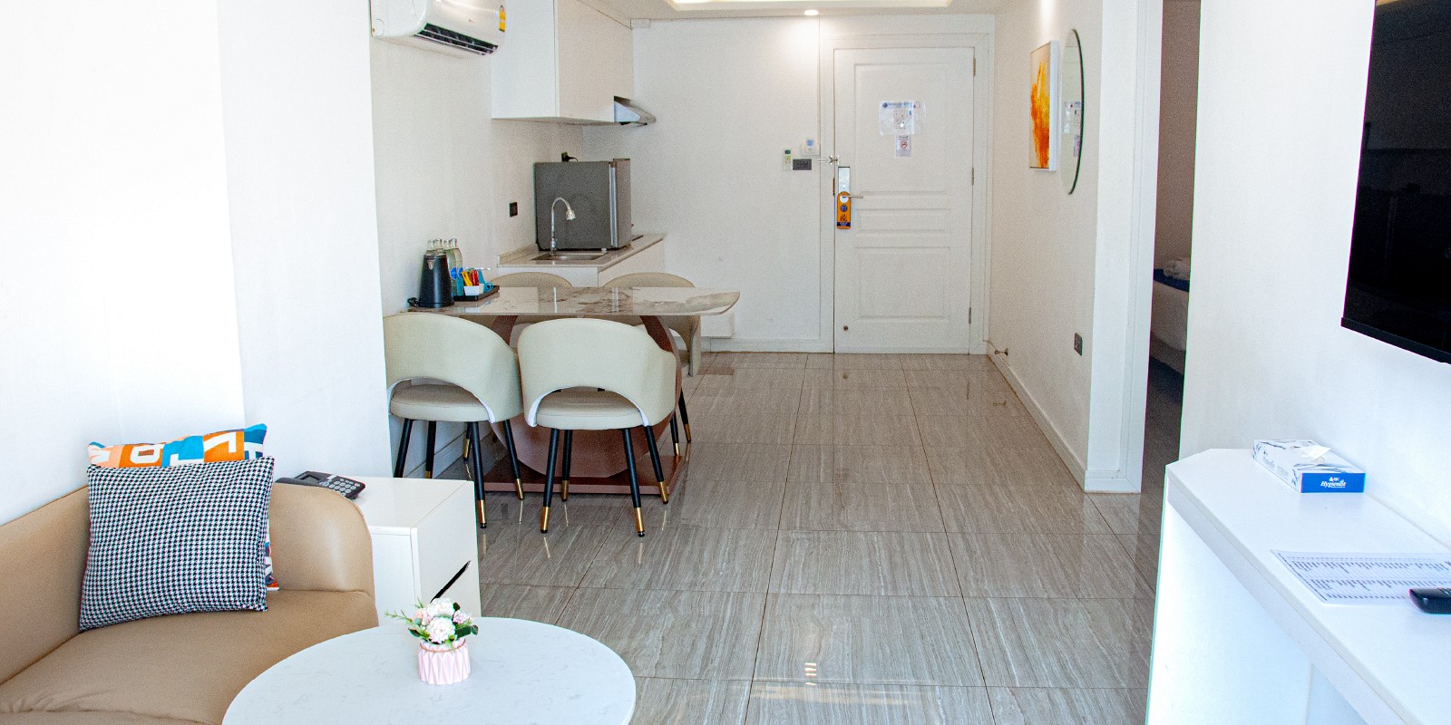 2 Bedroom Suite