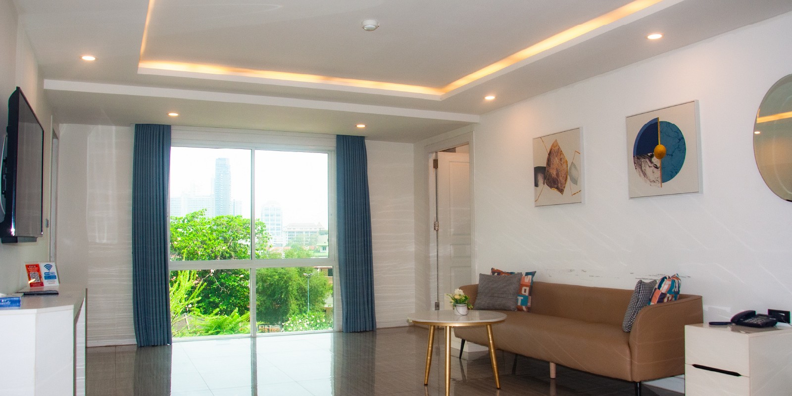 2 Bedroom Family Suite