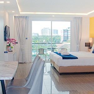 Deluxe Double/Twin Room