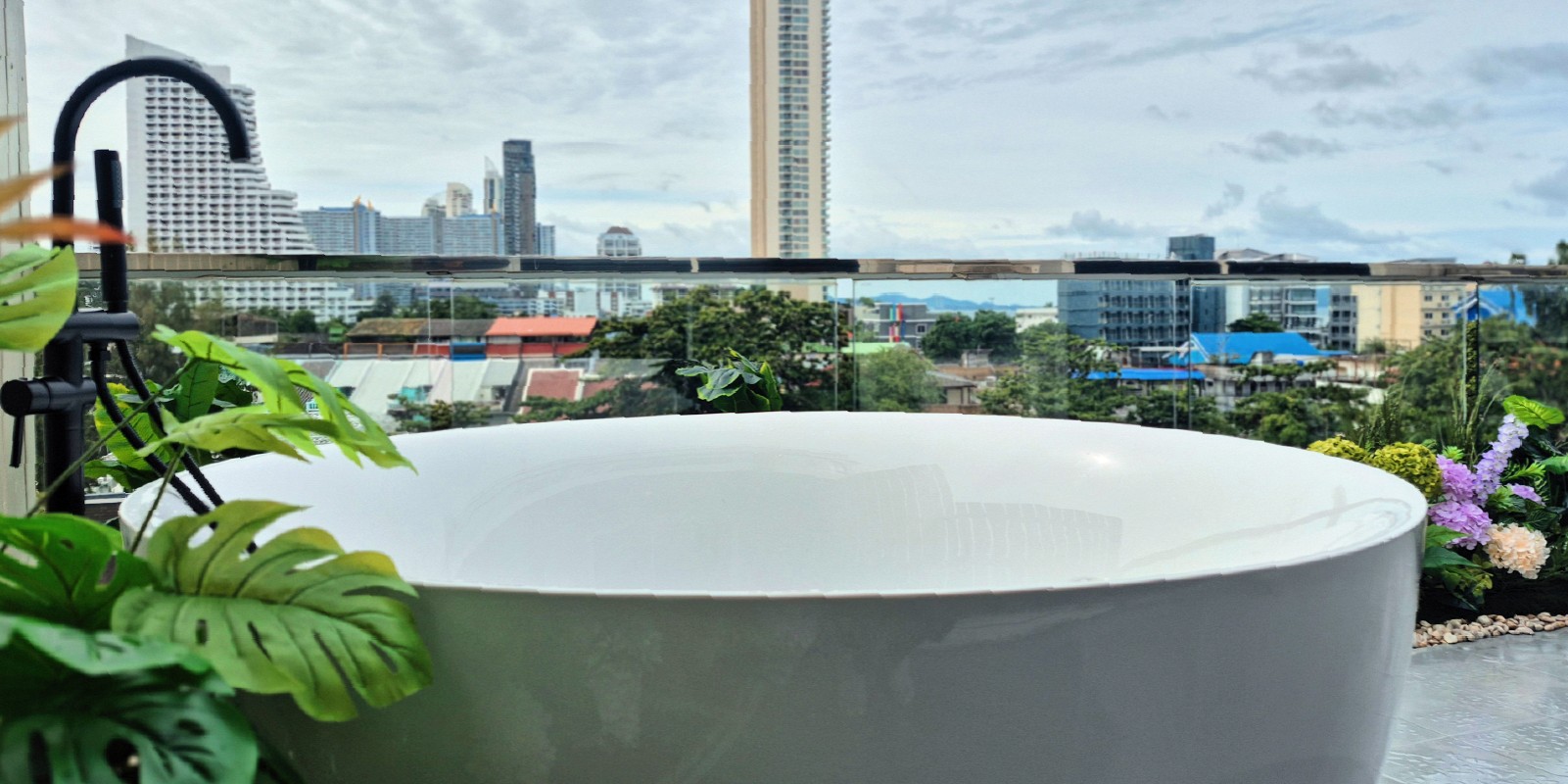 2 Bedroom Grand Tropical